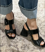 Load image into Gallery viewer, Sandal
